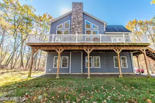 111 Woodcrest Dr, Hawley, PA 18428 - Photo 7