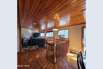 137 Gaskin Drive, Lords Valley, PA 18428 - Photo 9