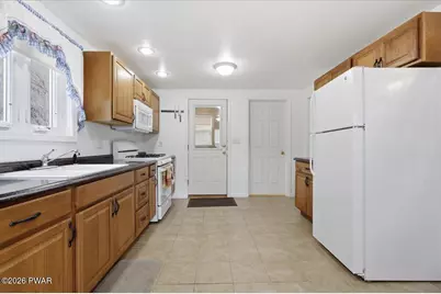 849 Equinunk Creek Road, Lakewood, PA 18439 - Photo 11