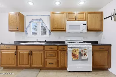 849 Equinunk Creek Road, Lakewood, PA 18439 - Photo 13
