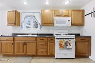 849 Equinunk Creek Rd, Lakewood, PA 18439 - Photo 13