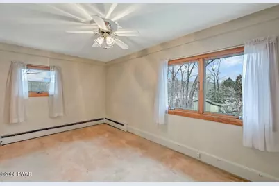 211 Spruce Street, Hawley, PA 18428 - Photo 35