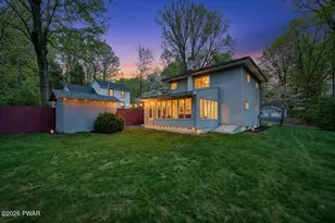 211 Spruce St, Hawley, PA 18428 - Photo 3