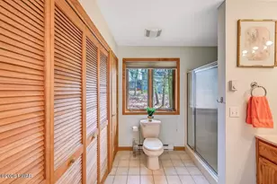 802 Sunrise Ct, Lords Valley, PA 18428 - Photo 47