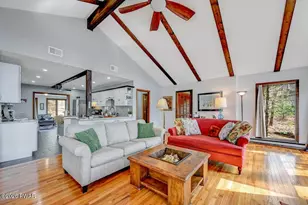 802 Sunrise Ct, Lords Valley, PA 18428 - Photo 17