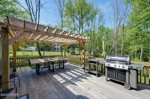 22 Tanglewood Ln, Lake Ariel, PA 18436 - Photo 75