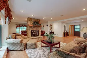 5 Scorpio Mew, Lake Ariel, PA 18436 - Photo 11