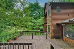 5 Scorpio Mew, Lake Ariel, PA 18436 - Photo 9