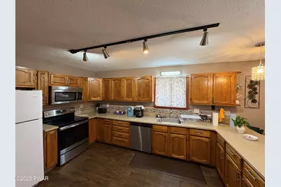 9593 Dawn Lane, Tobyhanna, PA 18466 - Photo 15