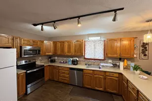 9593 Dawn Ln, Tobyhanna, PA 18466 - Photo 15