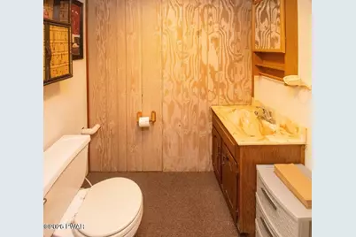 957 Rt. 6, Shohola, PA 18458 - Photo 19