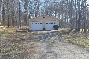 183 Galloway Rd, Equinunk, PA 18417 - Photo 37