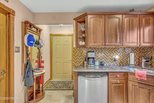 1019 Hickory Dr, Lake Ariel, PA 18436 - Photo 19