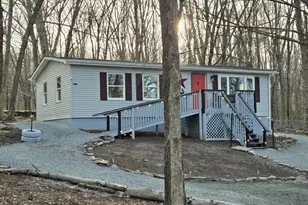 65 Windsor Rd, Hawley, PA 18428 - Photo 9