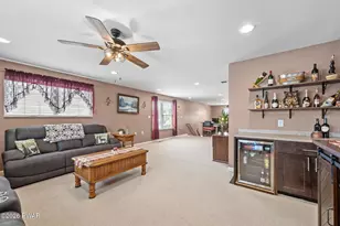 233 Shadow Wood Cir, Archbald, PA 18403 - Photo 35