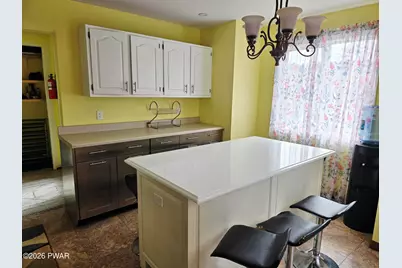 1059 Lake Of The Pines Boulevard N, East Stroudsburg, PA 18302 - Photo 19