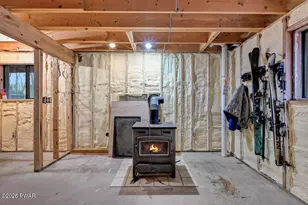 258 W Lakeview Rd, Lackawaxen, PA 18435 - Photo 67