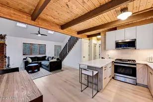 258 W Lakeview Rd, Lackawaxen, PA 18435 - Photo 21