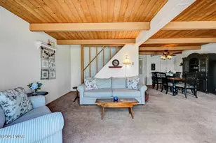 387 Lakeview Dr W, Lake Ariel, PA 18436 - Photo 17