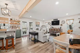 119 Ridgeway Dr, Lords Valley, PA 18428 - Photo 9