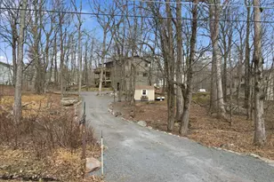 119 Ridgeway Dr, Lords Valley, PA 18428 - Photo 77