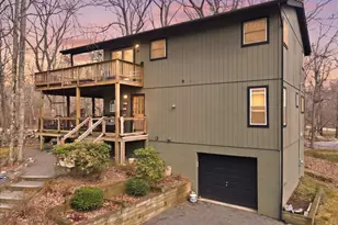 119 Ridgeway Dr, Lords Valley, PA 18428 - Photo 1