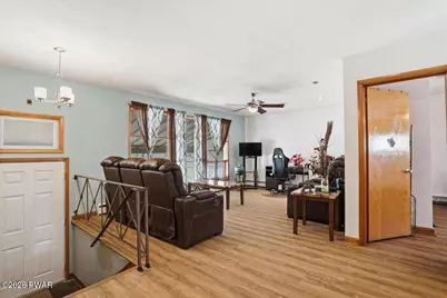 122 W Morton Street, Old Forge, PA 18518 - Photo 11