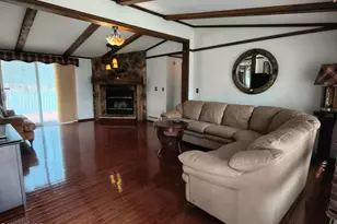 103 Forest Ct, Hawley, PA 18428 - Photo 7