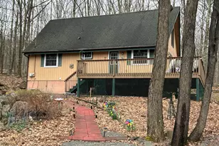 802 Cedar Ct, Lords Valley, PA 18428 - Photo 1