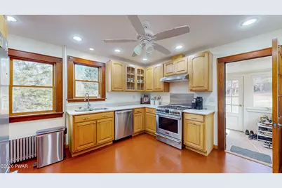 697 Blooming Grove Road, Hawley, PA 18428 - Photo 7