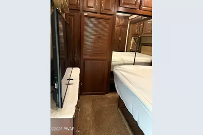 1907 Arrowhead Lane, Milford, PA 18337 - Photo 9