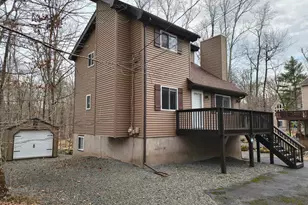 136 Rainbow Dr, Lackawaxen, PA 18435 - Photo 7