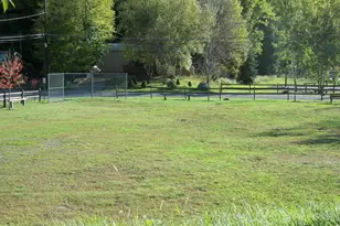 137 Oak Dr, Greentown, PA 18426 - Photo 17