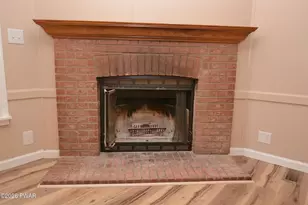 137 Oak Dr, Greentown, PA 18426 - Photo 9