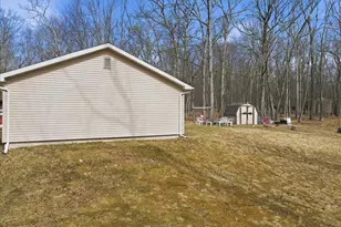 175 Oak Hill Rd, Hawley, PA 18428 - Photo 59