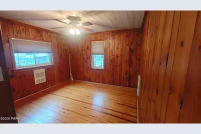 325 Sunset Shore Drive, Hawley, PA 18428 - Photo 19