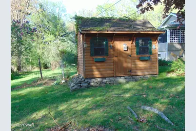 105 Leonard Lane, Paupack, PA 18451 - Photo 5