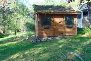 105 Leonard Ln, Paupack, PA 18451 - Photo 5