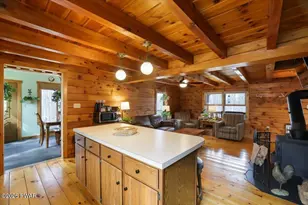 103 Summit Dr, Greentown, PA 18426 - Photo 9