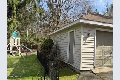 406 Welwood Avenue, Hawley, PA 18428 - Photo 5