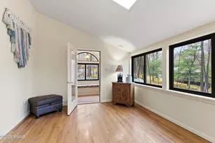 142 Northwynd Dr, Milford, PA 18337 - Photo 7