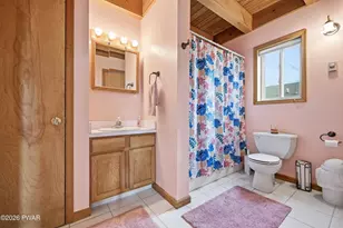 174 N Lake Dr, Dingmans Ferry, PA 18328 - Photo 37