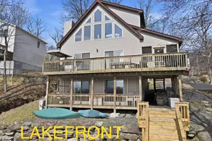 174 N Lake Dr, Dingmans Ferry, PA 18328 - Photo 1