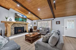 4143 Spring Cir, Bushkill, PA 18324 - Photo 9