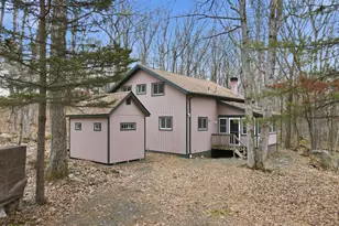 803 Round Up Ct, Lords Valley, PA 18428 - Photo 87