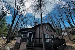 803 Round Up Ct, Lords Valley, PA 18428 - Photo 1