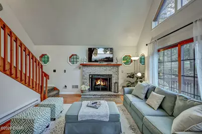 1071 Red Hawk Drive, Lake Ariel, PA 18436 - Photo 11