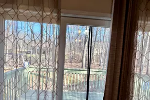 154 Lakeview Dr, Dingmans Ferry, PA 18328 - Photo 7