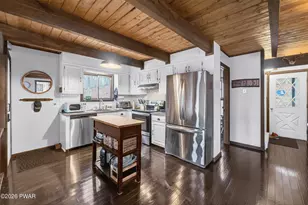 119 Bond Ct, Bushkill, PA 18324 - Photo 9