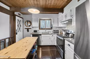 119 Bond Ct, Bushkill, PA 18324 - Photo 11